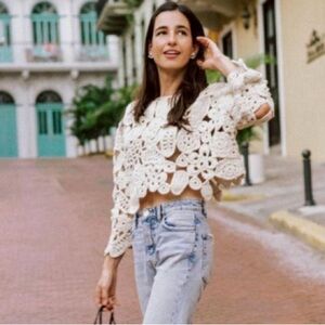 Zara Knit/Crochet Top 🔥